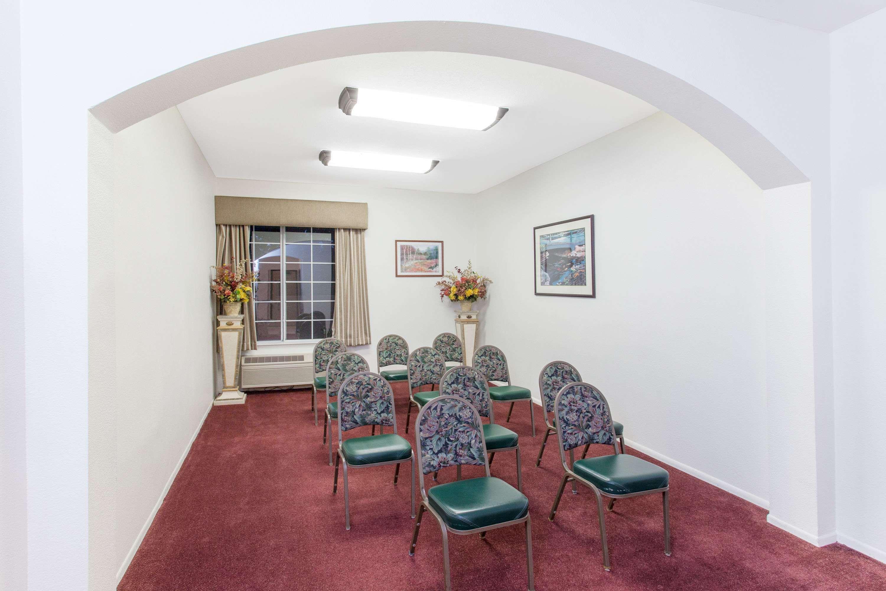 Hotel Ramada By Wyndham Fresno Northwest Esterno foto