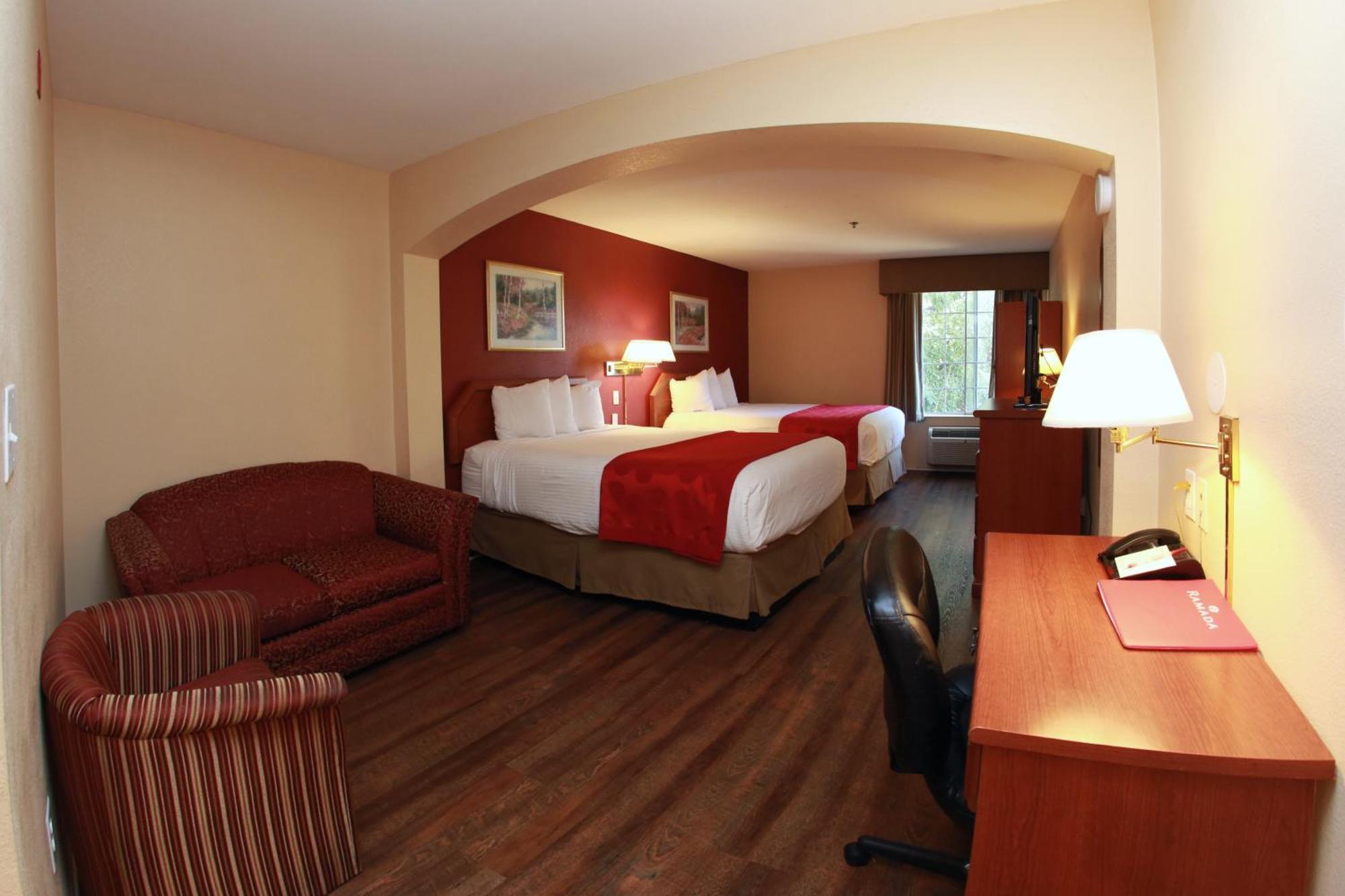 Hotel Ramada By Wyndham Fresno Northwest Esterno foto